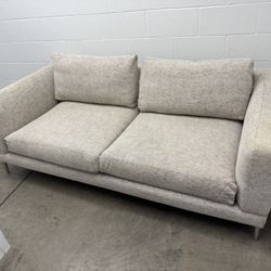 Dellarobbia Modern Sofa – Made in USA – High-End Designer