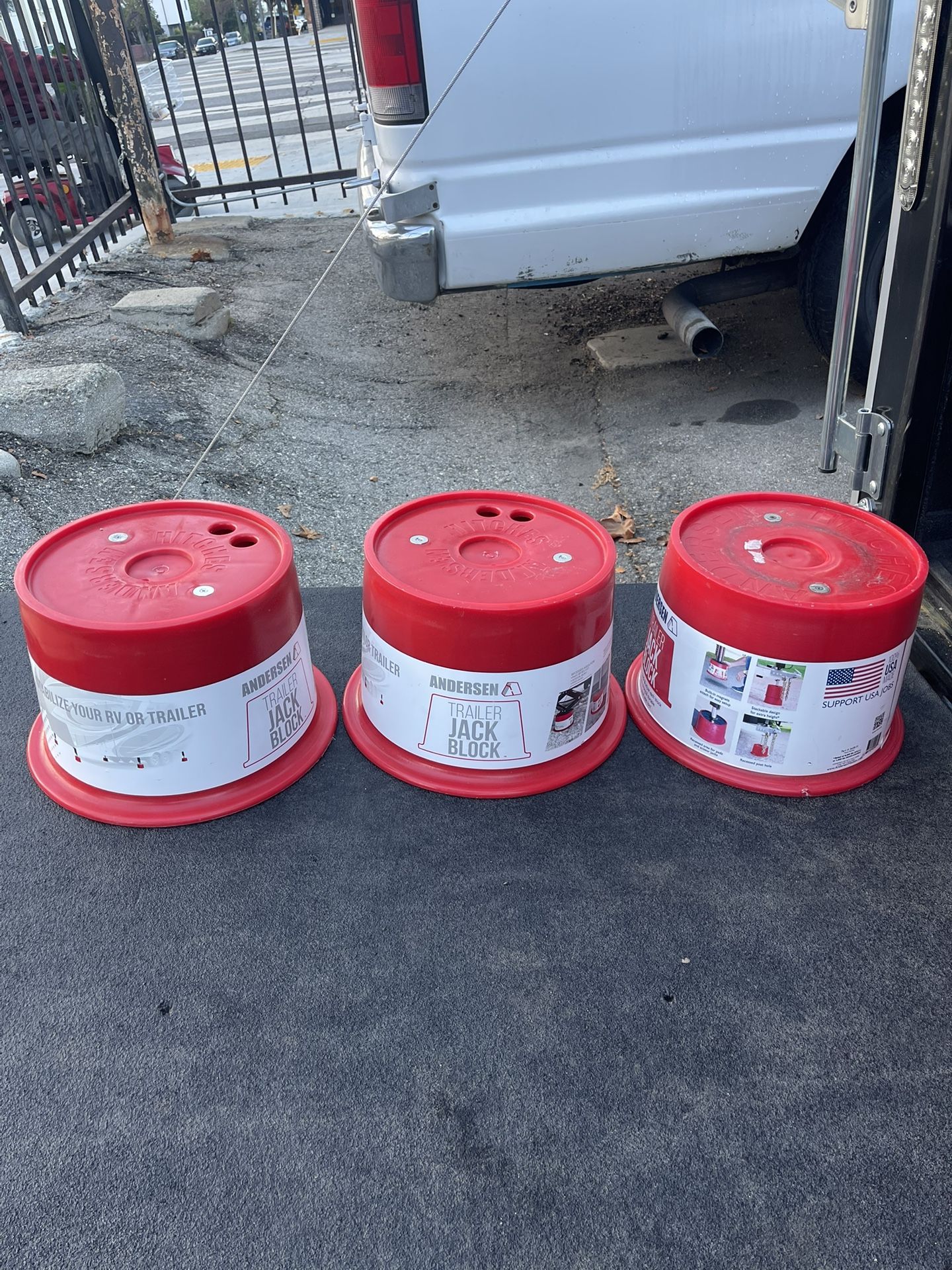 Andersen RV - Trailer Block Stand with Magnets