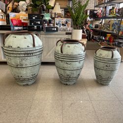 New Stackable Garden Pots. Set of 3