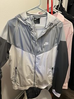 Nike Windrunner Jacket- Large