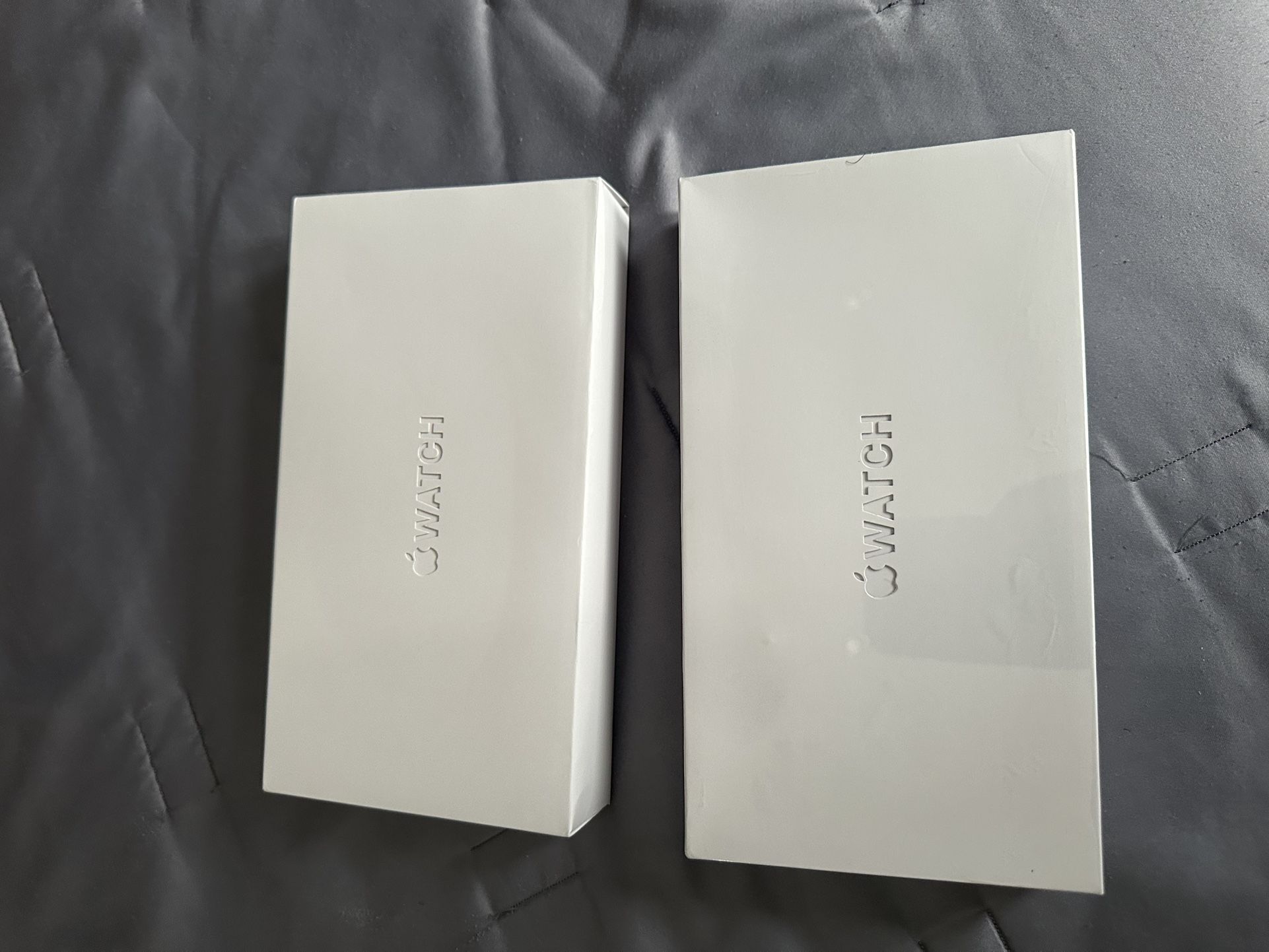 Apple Watches Ultra 2