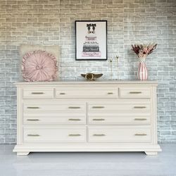 Dresser - Sideboard - Buffet - Entertainment Center - Credenza - TV Console