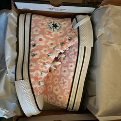 Women’s Converse 