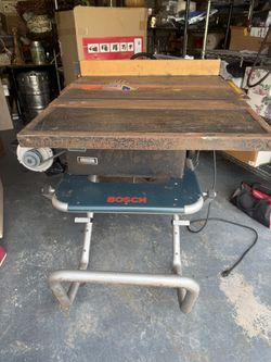 Table Saw W/ Mobile Stand 