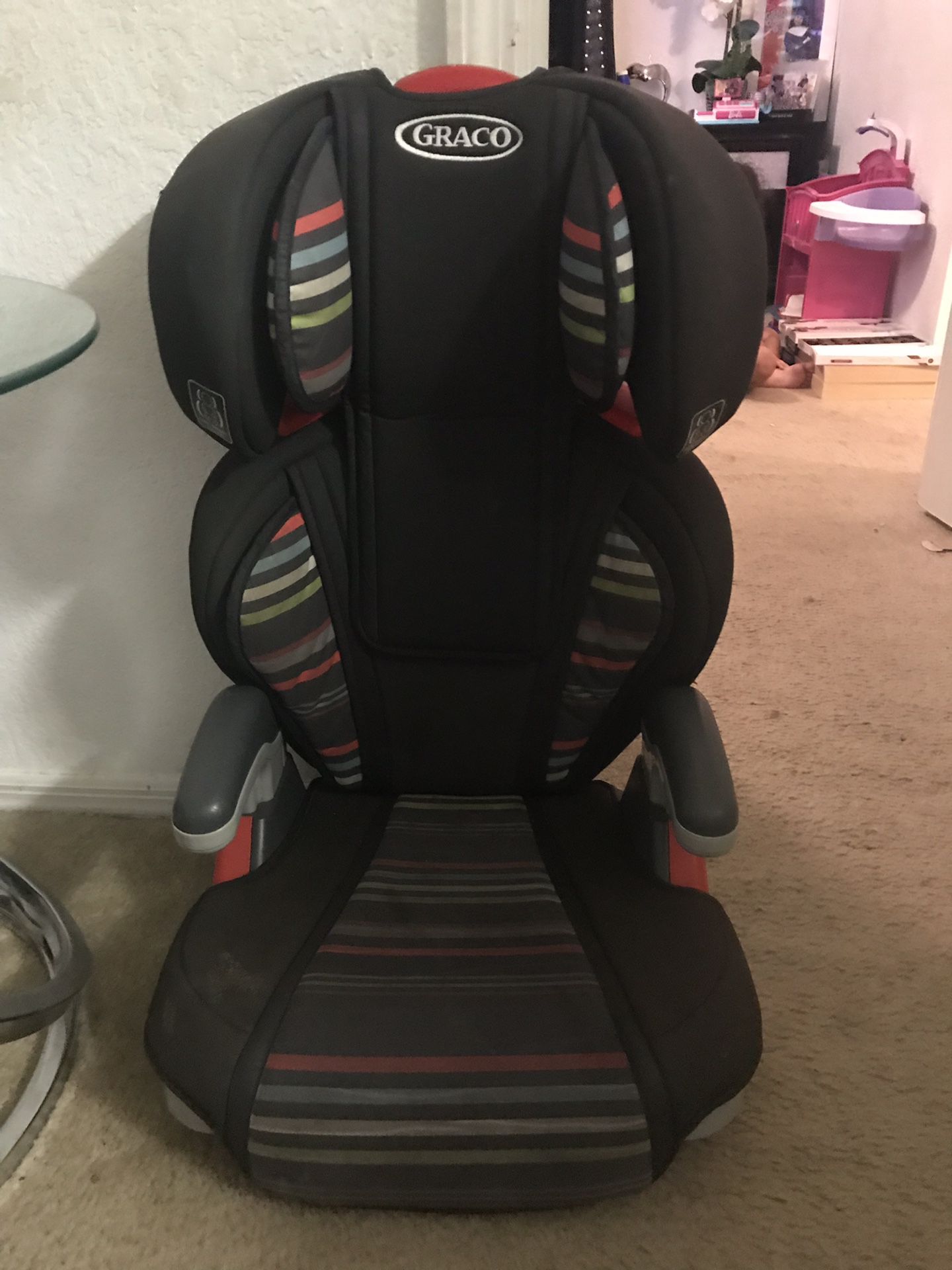 car seat for children, in excellent condition