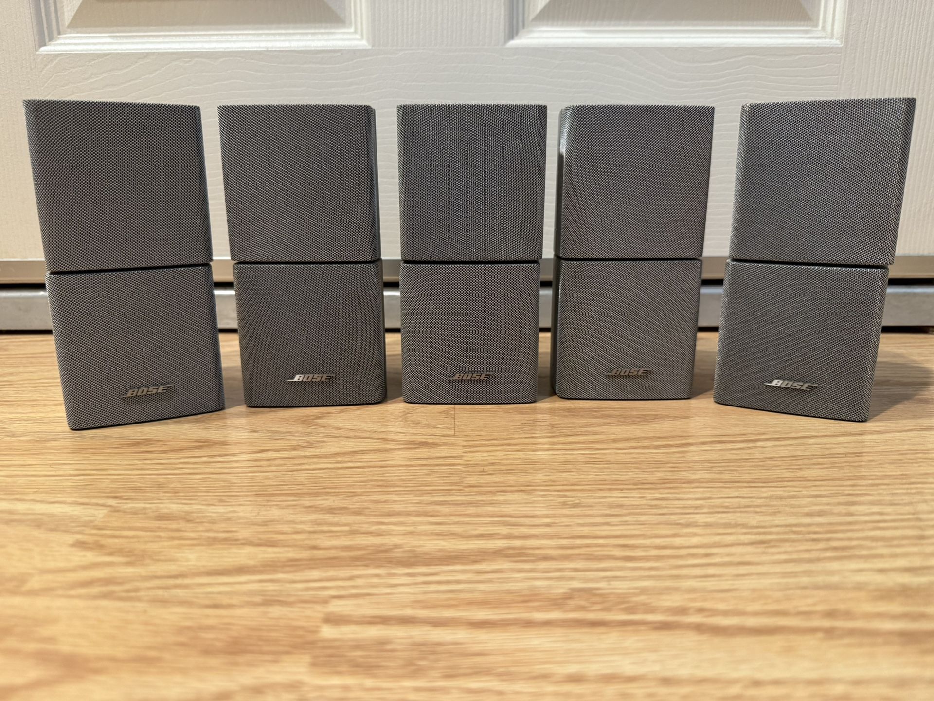 (5) Bose Lifestyle Double Cube Speakers (Excellent Condition) 
