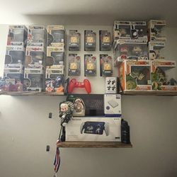 If Interested  In Funko Pops Lmk !! NOT FREE