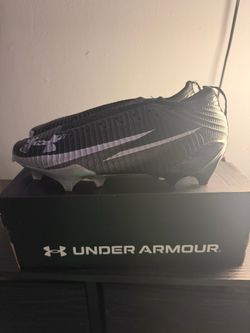 Football/ Soccer men cleats