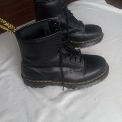 Size 11 Dr Martens  Black Boots ... Trade For Metal Detector 