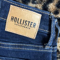 Hollister High Waisted  Stretchy Jeans Size 0R
