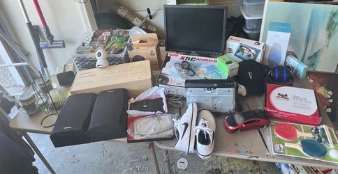 Union city yard sale July 25/26  Nike, Dyson, Apple, Clothes + more!!