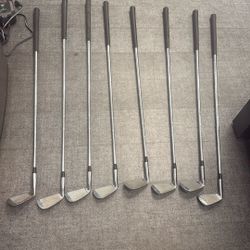 Wilson WL 100 Irons 3-9 PW 60o 