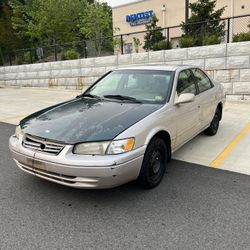 1999 Toyota Camry