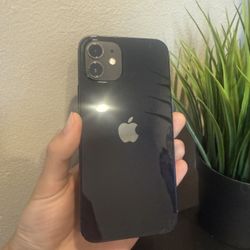 iPhone 12 *Good Condition* 64gb Unlocked