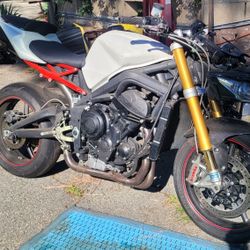 2012 Triumph Daytona 675R