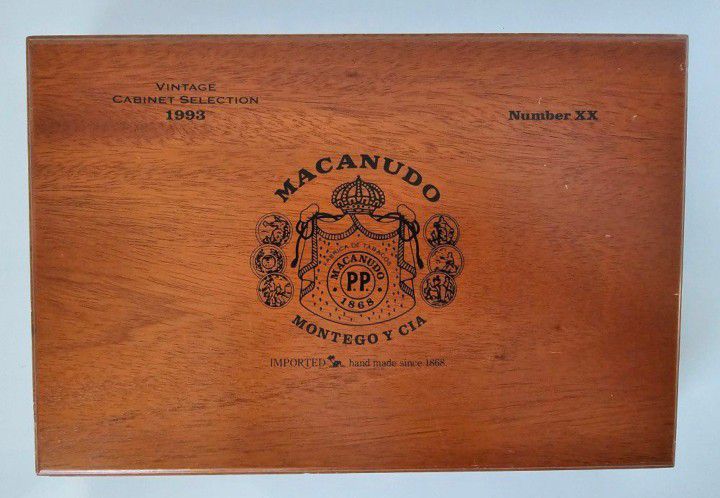 Rare Collectors Macanudo Vintage Cabinet Selection 1993 Empty Wood Cigar Box Number XX (20)