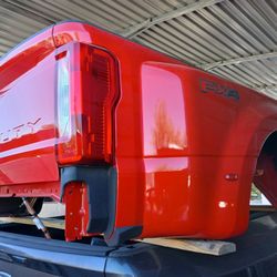 Dually Ford Bed 
