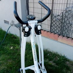Excercise  Thigh Trainer