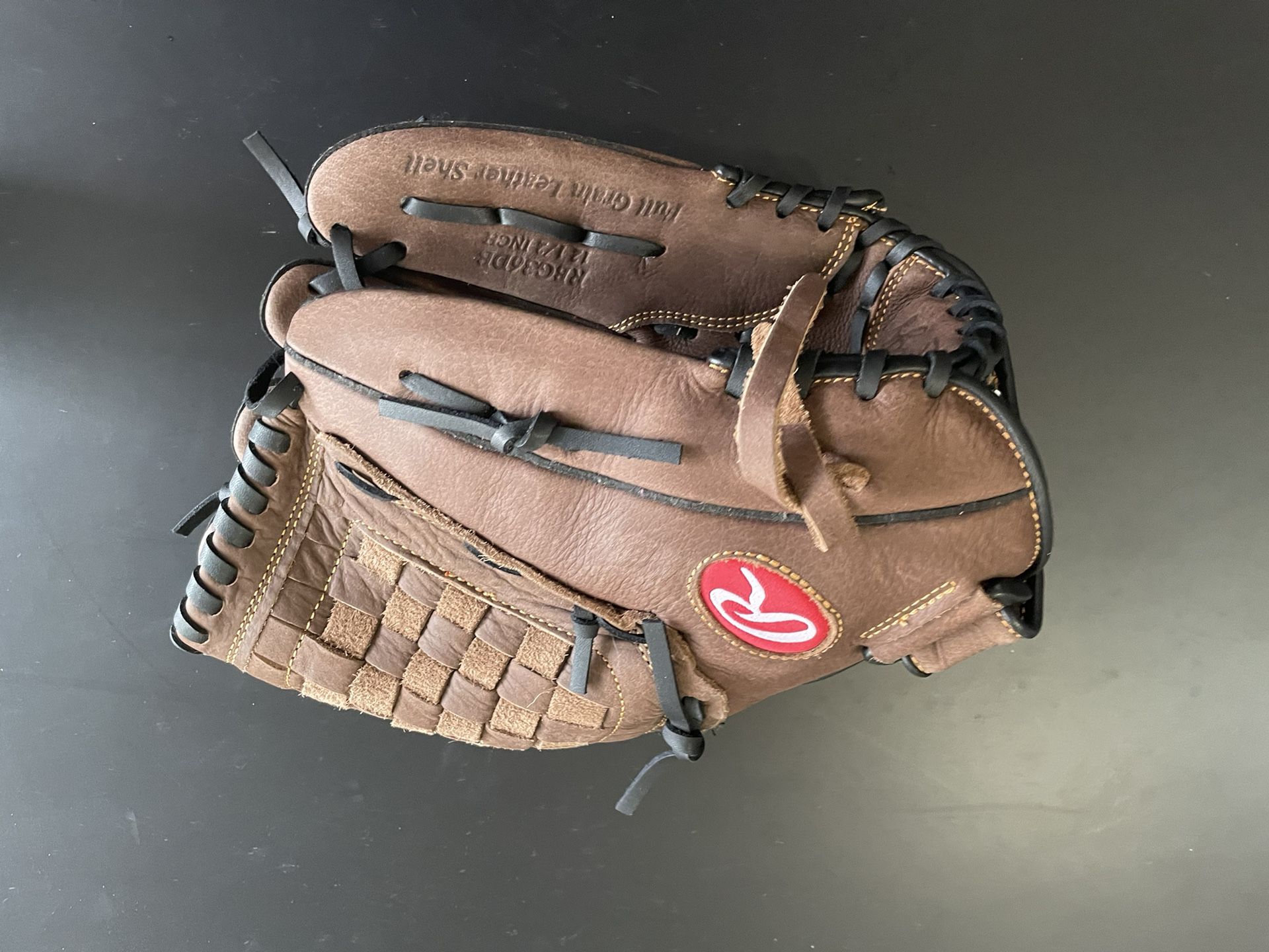 Rawlings Baseball / /Softball Glove Model#RBG36DB