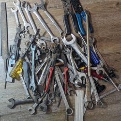 Bundle Of SAE Wrenches 