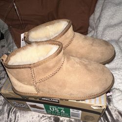 Boots Size 4