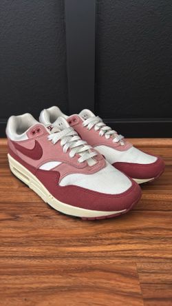 Air Max 1 (Red Stardust)