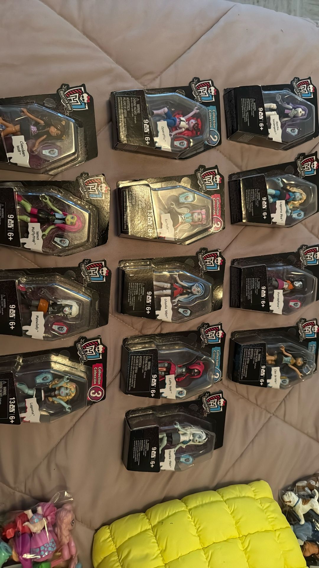 Mini Monster High Dolls Figures