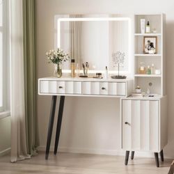 Brand New Luxury Vanity Table With Mirror For 120