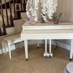 Micro Grand Piano For Sale 