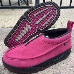 Nike ACG Izy Rush NEW!