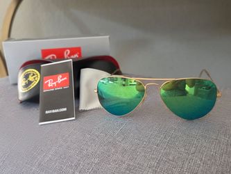 Sunnies Authentic