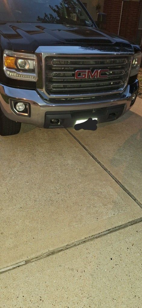 2015 GMC 2500hd Bumper