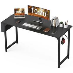 Game Computer/Desk With Storage 