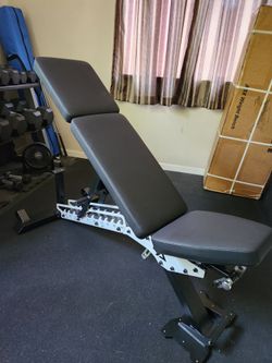Freak Athlete ABX Adjustable Bench  FIRM