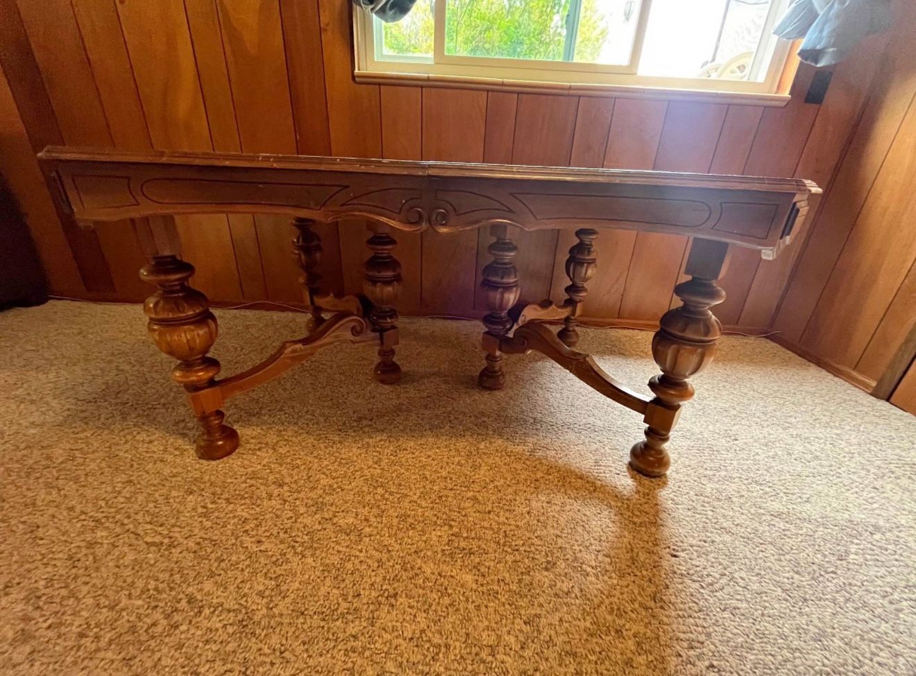 Dinning table