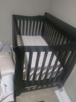 crib with mattress