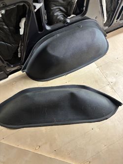 Sprinter wheel well covers