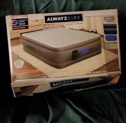 Inflatable bed, w/ electrical pump