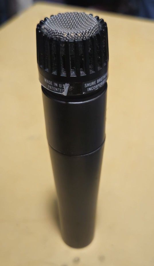 Vintage Shure Brothers SM57 Unidyne III Dynamic Microphone for