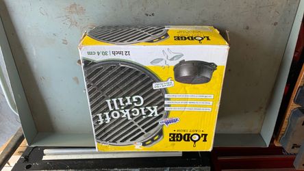 LODGE Cast Iron Kickoff Grill