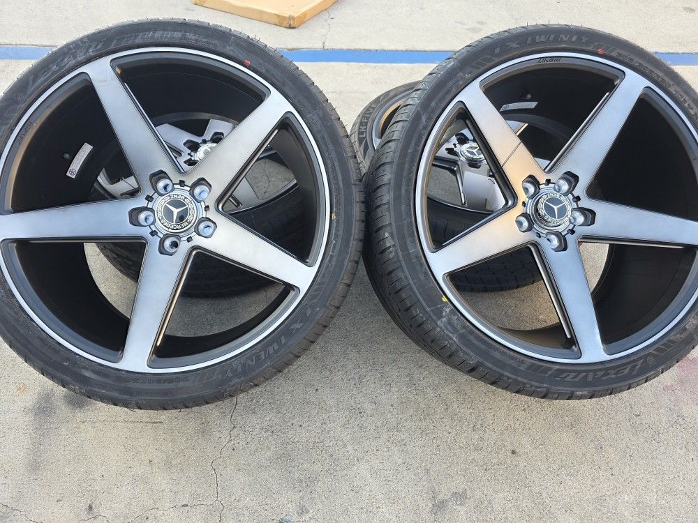 20"new Staggerd Wheels With New Tires For MERCEDES BENZ CLS400