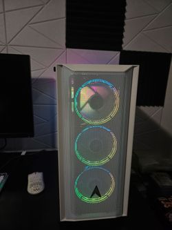 White Gaming PC