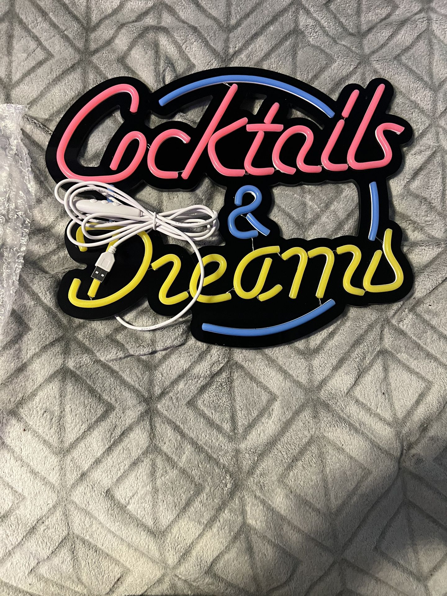 Cocktails and Dreams Neon sign