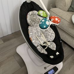 4Moms Mamaroo
