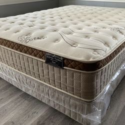 King Organic Cloud Edition Europillow Top 12inch Matres!!