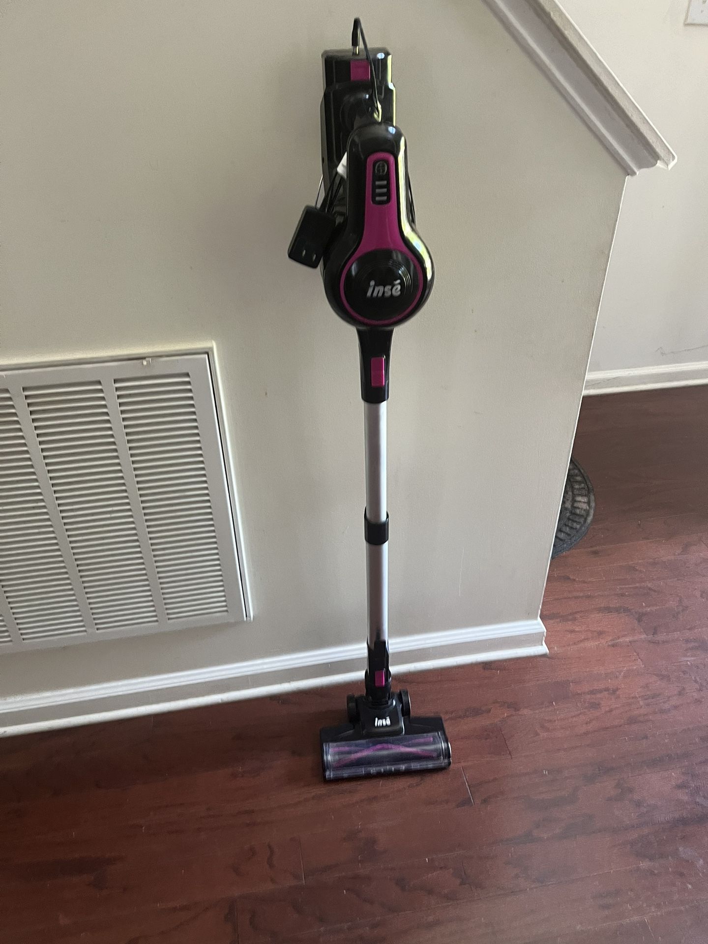 INES Cordless Vacuum Cleaner 