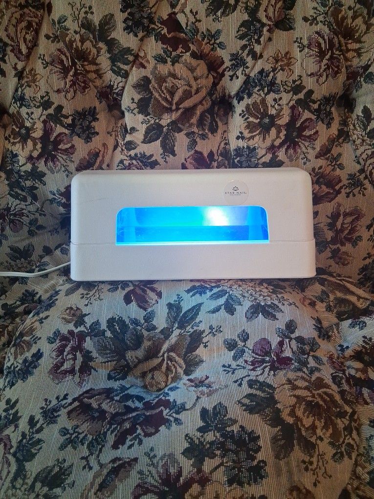9watts UV LAMP (100v-120v) FOR Gel Nail