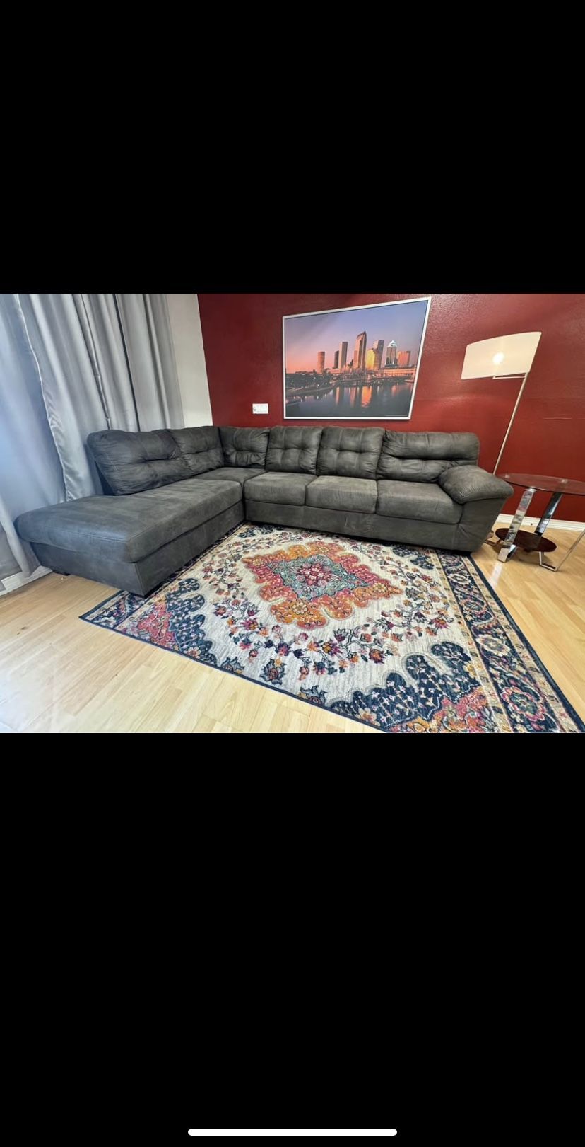 Gray Sectional Couch ($600 Or Better Offer) “ Willing To Deliver”