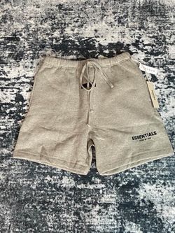 Esstential shorts size M
