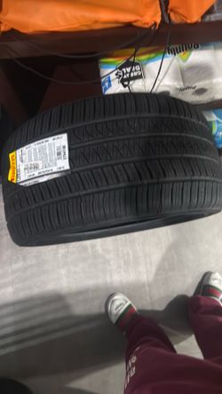2 Pirelli tires